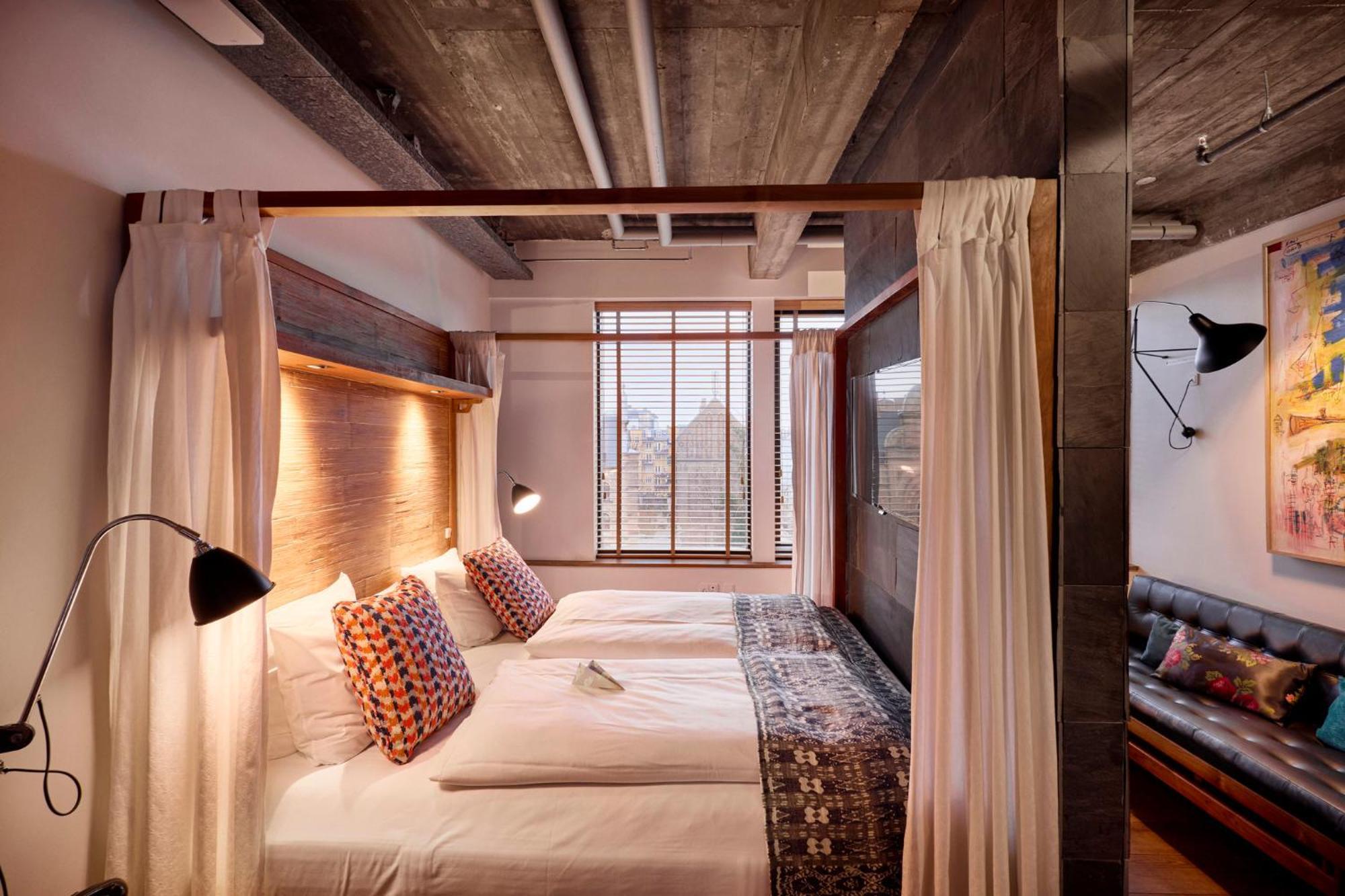Manon Les Suites Guldsmeden Copenhague Exterior foto A room at the Standard East Village