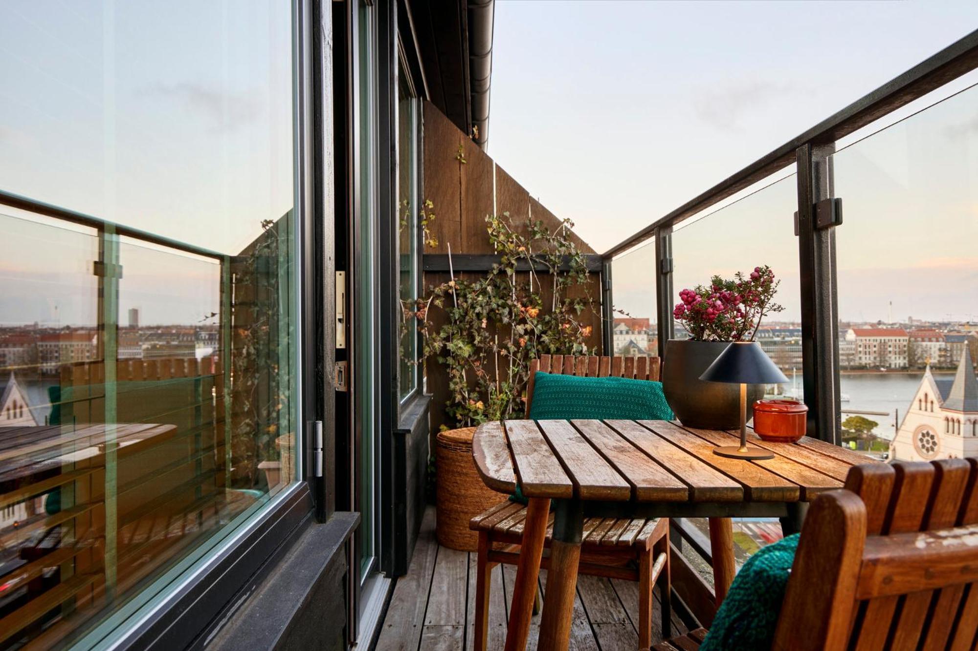 Manon Les Suites Guldsmeden Copenhague Exterior foto A balcony